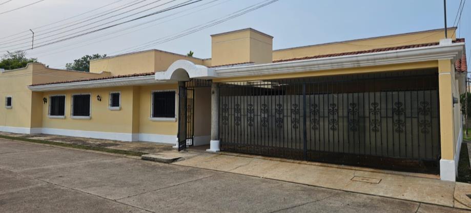 RESIDENCIA EN RENTA EN FRACCIONAMIENTO BONANZA, VILLAHERMOSA, TABASCO.