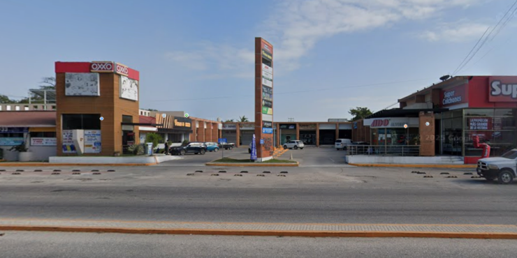 LOCALES COMERCIALES DISPONIBLES EN PLAZA ISLA DE TRIS, CD. CARMEN, CAMP.